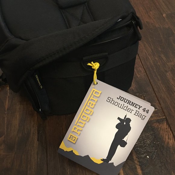 NWT - Ruggard Journey 44 DSLR Shoulder Camera Bag - Picture 9 of 10